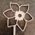 Houten bloem met woord