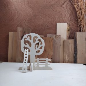 (appel) Boom met ladder (appel) Boom met ladder