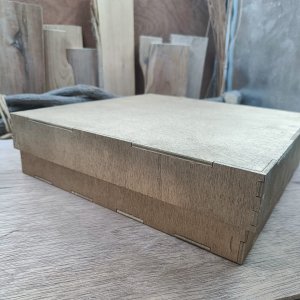 Houten goudkleurige bewaardoos Houten goudkleurige bewaardoos