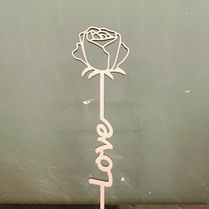 Houten bloem met woord Houten bloem met woord